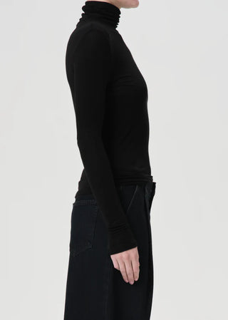 Agolde Pascale Turtleneck in Black