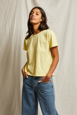 Perfect White Tee Harley Tee in Banana
