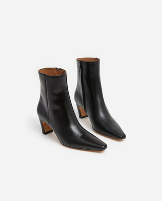 Flattered Xena Leather Boot in Black