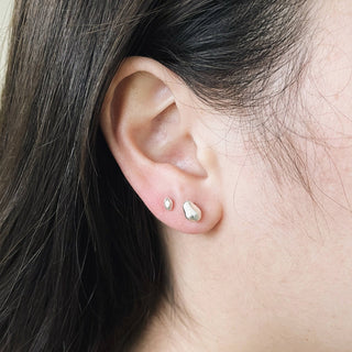 Kara Yoo Pebble Studs Gold Vermeil