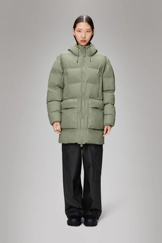 Rains Alta Long Puffer Cargo Jacket in Drift