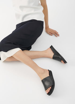 Vagabond Effie Sandal in Black