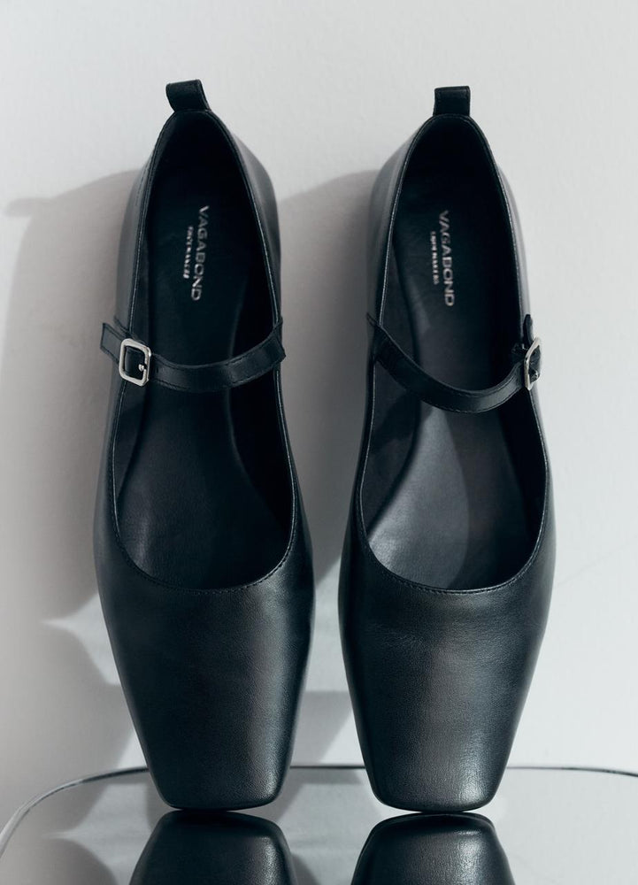 Vagabond sales ballet flats