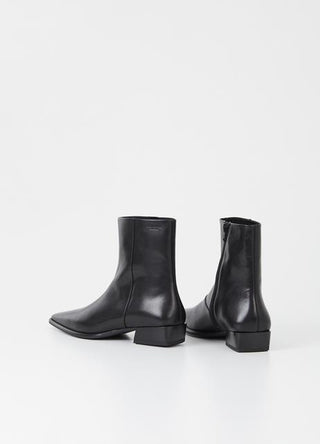 Vagabond Nella Boot in Black