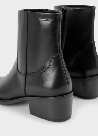 Vagabond Kelsey Boot in Black
