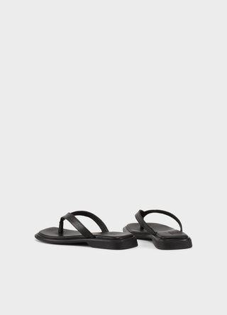 Vagabond Izzy Sandal - Black