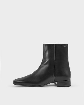 Vagabond Mona Boot in Black