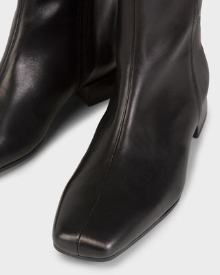 Vagabond Mona Boot in Black