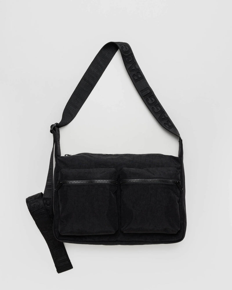 BAGGU Medium Cargo Crossbody in Black