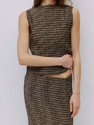 The Sab Top | Plaid Crinkle Sleeveless Blouse: BROWN / SMALL