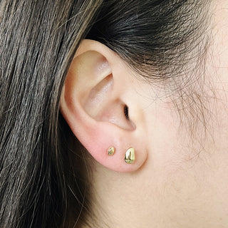 Kara Yoo Pebble Studs Gold Vermeil