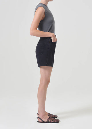 Agolde Stella Short in Bat
