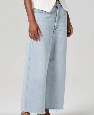 Citizens of Humanity Ayla Raw Hem Crop Jean in Sailor