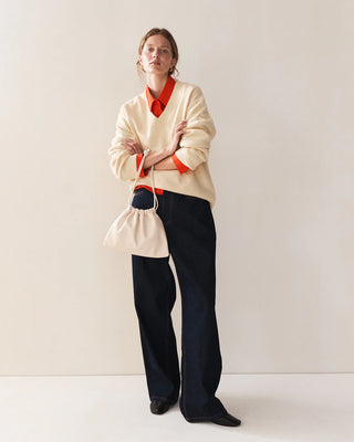 The Horse Fin Drawstring Bag in Oat