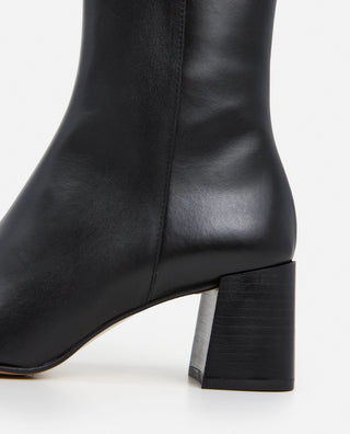 Flattered Cay Leather Boot in Black