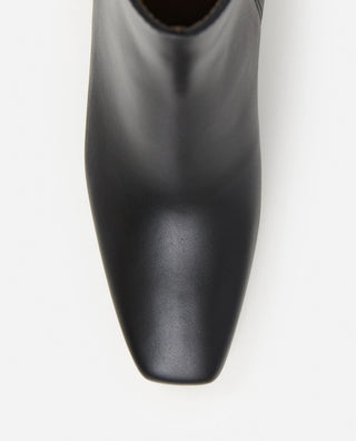 Flattered Cay Leather Boot in Black