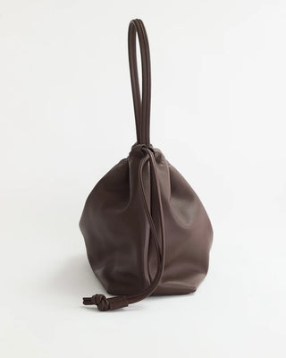 The Horse Fin Shoulder Bag in Coffee