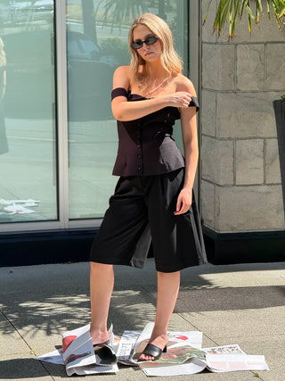 Samsoe Saharper Pleat Shorts - Black