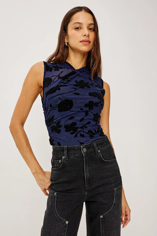 Rails Lauris Top - Navy Roses