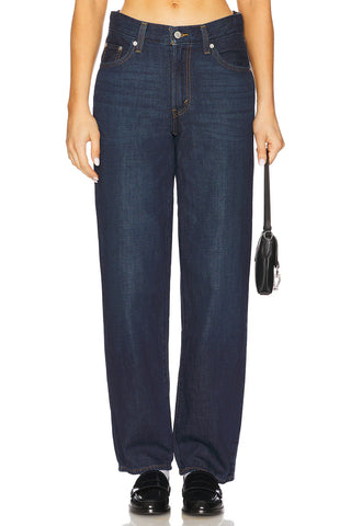 Levi's Baggy Dad in Do You Mind