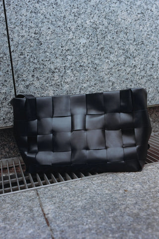 St. Agni Woven Large Tote - Black