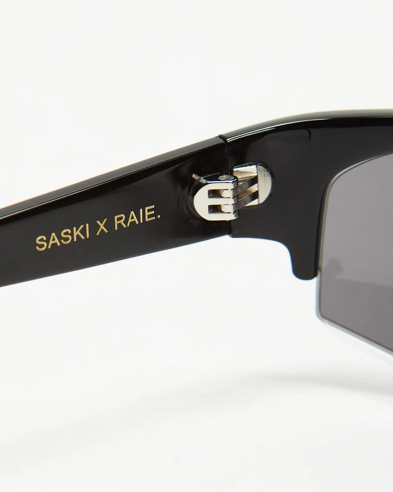 
            
                Load image into Gallery viewer, Raie Paloma Sunglasses
            
        