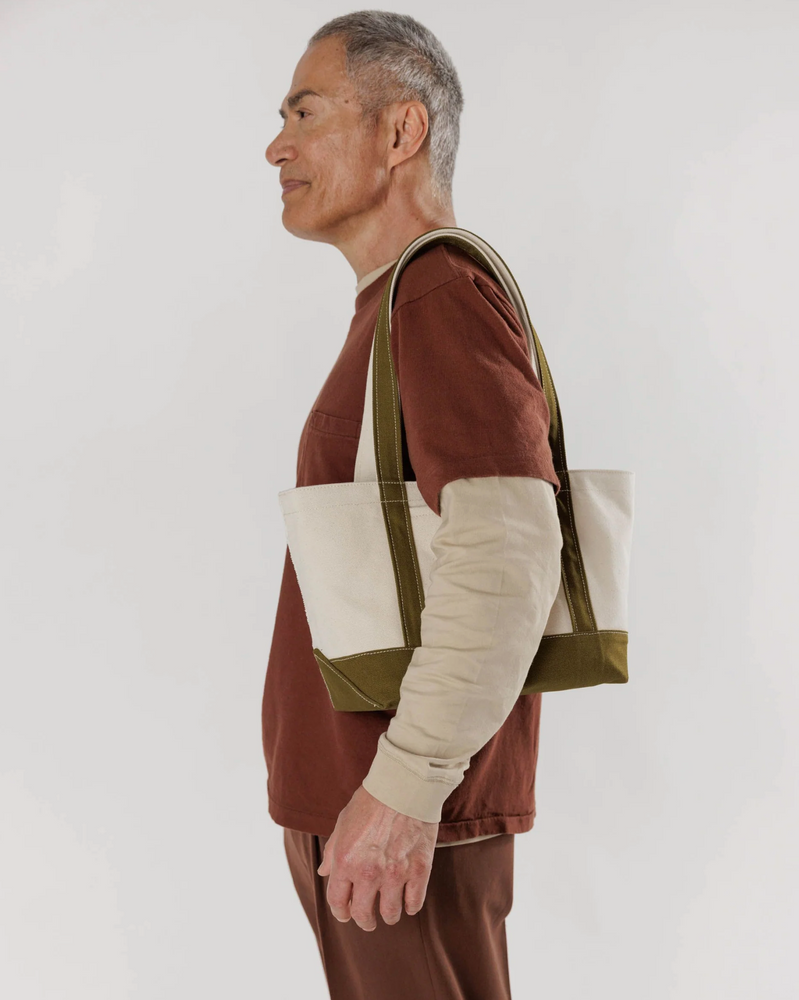 
            
                Load image into Gallery viewer, BAGGU Heavyweight Canvas Tote
            
        