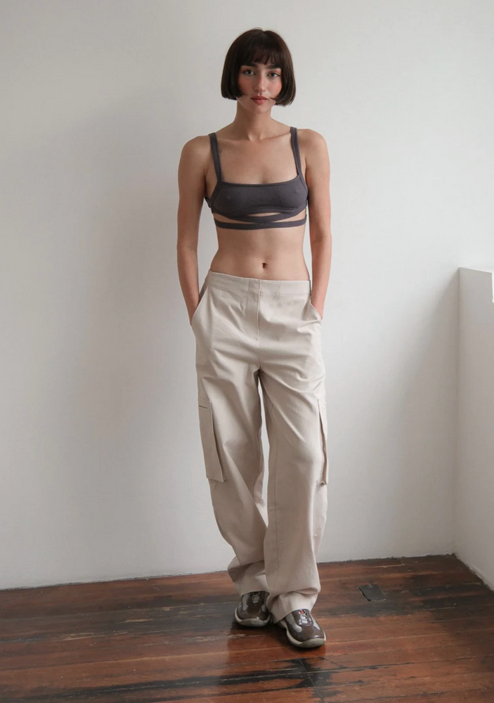 Ivory cargo pants deals