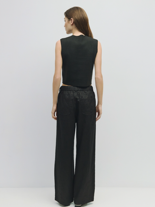 Mod Ref The Karla Sweater Vest in Black