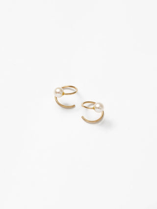 Wolf Circus White Pearl Swirl Studs in Gold