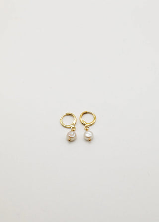 Faero Pearl Drop Earrings