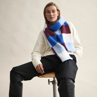 Le Bonnet Knitted Scarf in Ice