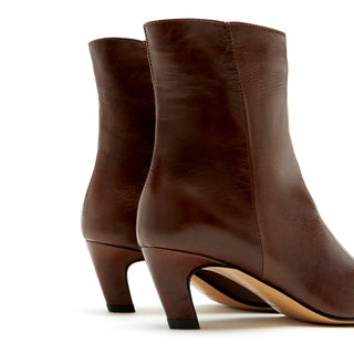 Sister x Soeur Lara Boot in Brown