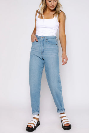 Levi's High Loose Taper in Let's Stay in PJ