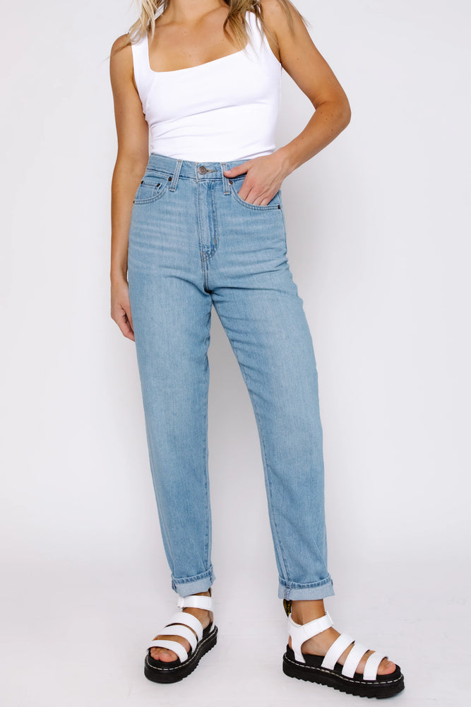 Levi s High Loose Taper in Let s Stay in PJ