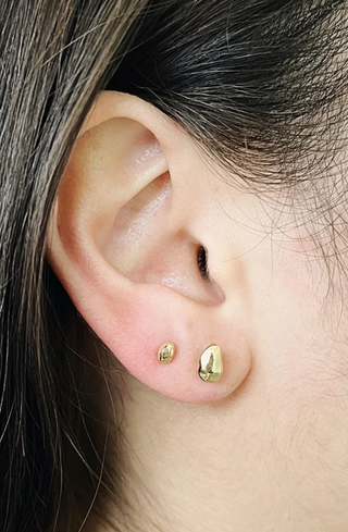 Kara Yoo Pebble Studs