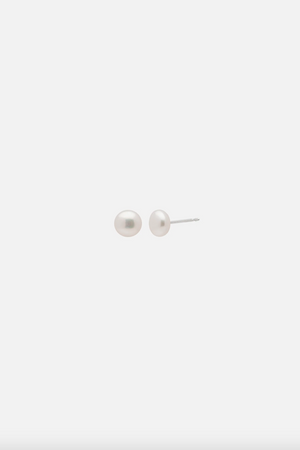 Kara Yoo Button Pearl Studs